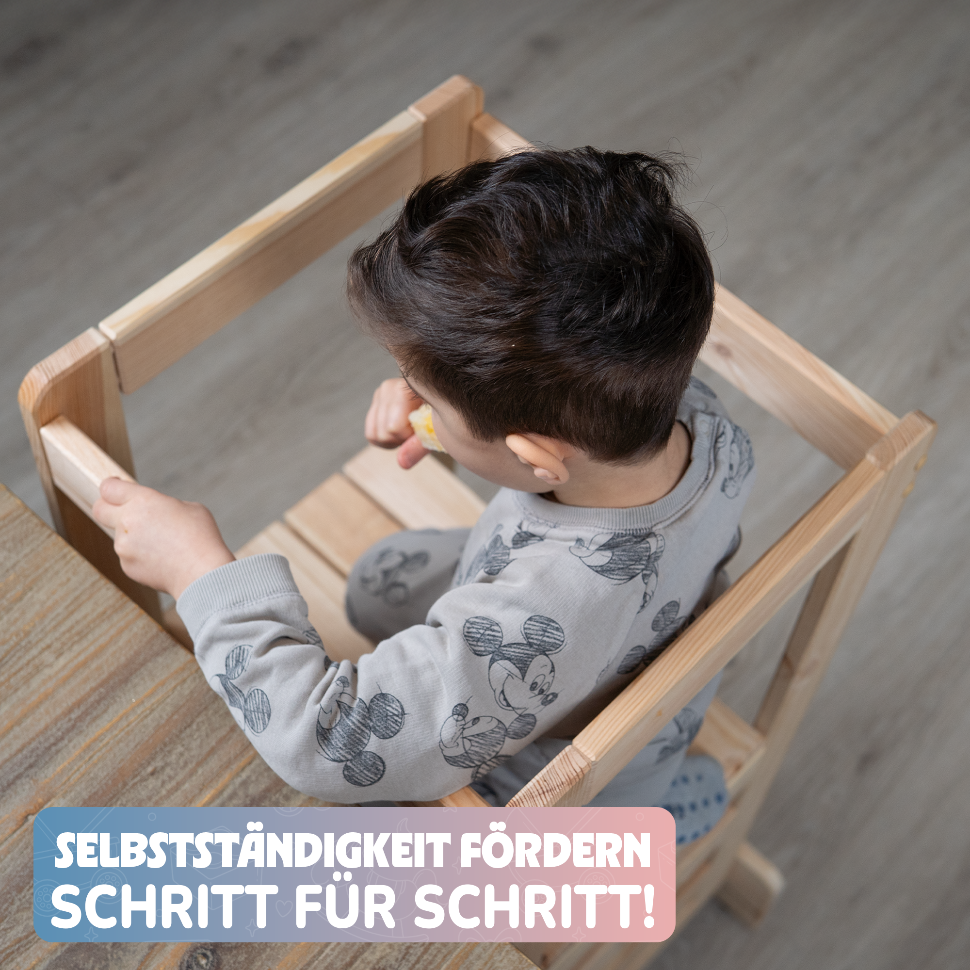 JETZT NEU! STRAHLKIND® Lernturm ab 1 Jahr [Anti Kipp Schutz] aus Kiefernholz - Montessori Lernturm höhenverstellbar - Learning Tower - Tritthocker für Kinder